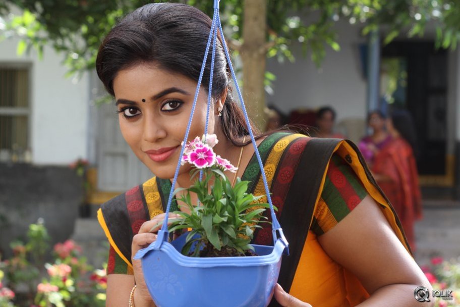 Jayammu Nischayammu Raa